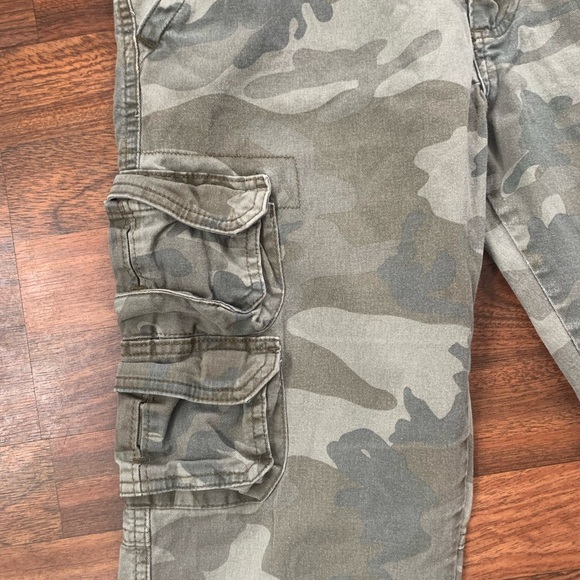 Wrangler Camo Cargo Pants Men’s Small Green Regular Taper - Picture 3 of 8